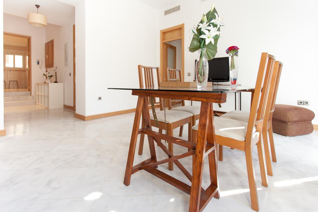 Holi-Rent Castilla Sevilla Exteriör bild