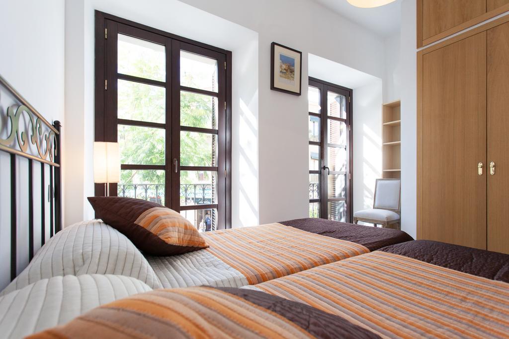 Holi-Rent Castilla Sevilla Exteriör bild